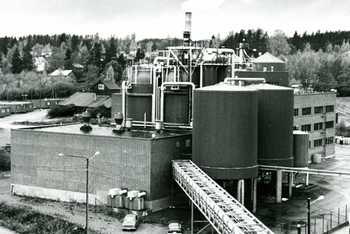  Newly completed Pekilo plant in 1980. Photo Pauli Nevalainen.