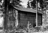 Tuntematon,  (c) Längelmäki-seura,  Asuinrakennus siirrettynä Hiukkaalle