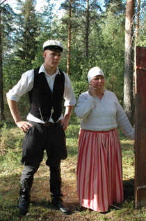 Majaniemen ylioppilas ja emäntä elämystapahtumassa heinäkuussa 2006
