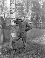 25_Poseeraus.jpg
