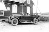 34_Buickin_kyydiss___1927.jpg