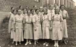 Jämsänkoski paper mill workers in 1937.