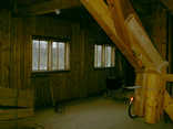 Tarja Antikainen,  (c) Museo24,  Meijerin myllyn vankkoja puurakenteita syksyllä 2005.