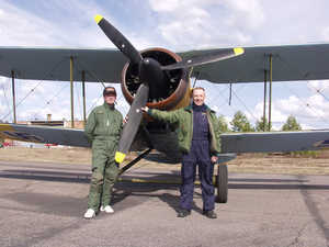 Aulis Pakarinen(left), Closter Gauntlet ja Jyrki  Laukkanen(right)