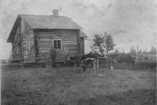   Suutari Eerik ja Alpertiina Talonen Korvalassa 1934