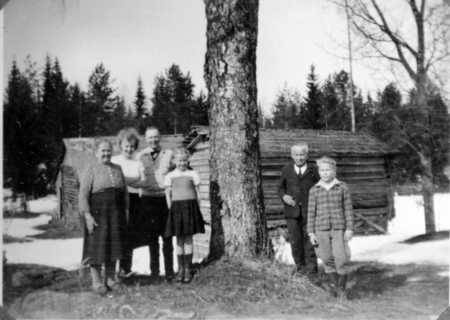Mäenpäässä
