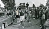 Tuntematon,  (c) Jämsänkosken Ilveksen arkisto,  1952 Helsingin olympialaisten olympiatuli kulki myös Jämsänkosken kautta. Soihtua kantaa Väinö Lahti.