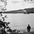 Onni Fredrikson ,  (c) Keski-Suomen museon kuva-arkisto,  Höyryvarppaaja vetämässä puukuormaa. 1930-luku.