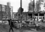 Eelis Kontio,  (c) Eelis Kontio,  Vastaava rakennusmestari Onni Patokoski työmaalla 1957