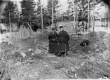 Tuntematon,  (c) Koskenpään Huopatehdas Oy,  Kustaa ja Esteri Vuolle-Apiala noin 1921