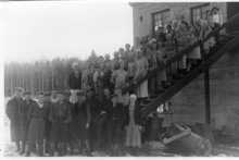 Huopatehtaan työväkeä 1930-luvun alussa