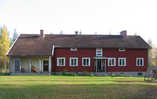 Kristiina Kokko,   Rasin koulu edustaa 1950-luvun puurakenteista koulua.