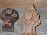   Hammered locks, 19th centure
