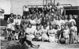   Alhon Huopatehtaan henkilökuntaa 1950-luvun alussa