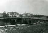 Tuntematon,  (c) Jämsän kaupunki,  Seppolan silta ja matkustajakoti 1910